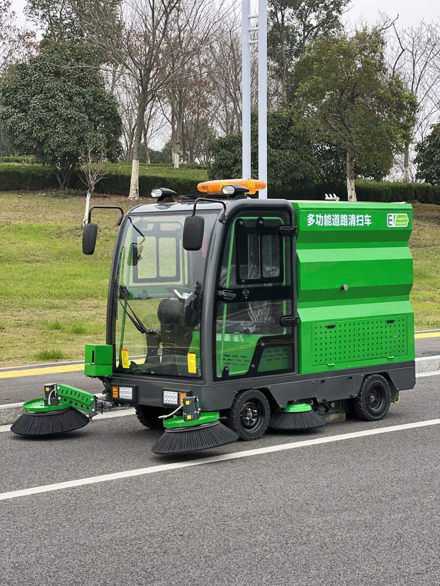 沈陽金藝環境飛馳款道路清掃車